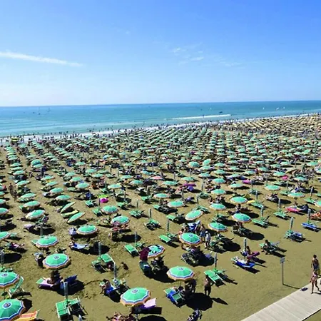 Apartmán Cozy With Terrace Bibione