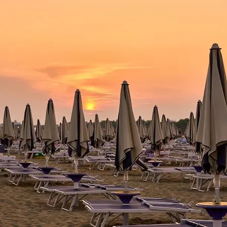 Cozy With Terrace Apartmán Bibione
