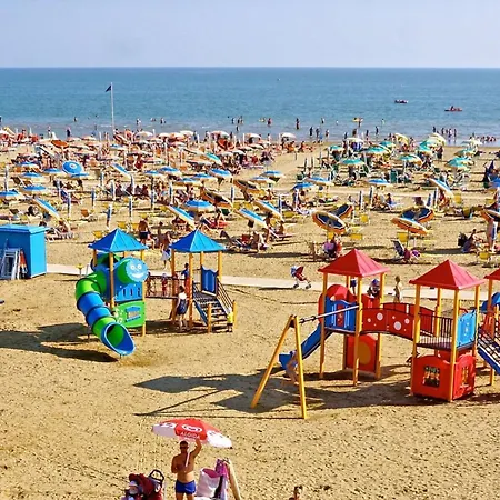 Enjoy Your Holidays From Magnificent Terrace Апартаменты