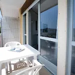 Cozy With Terrace Apartmán *