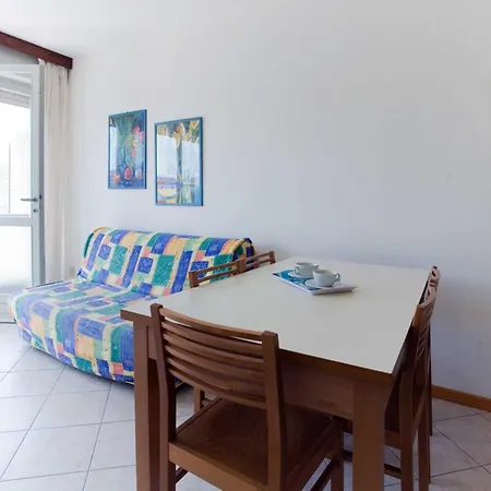 Apartmán Cozy With Terrace Bibione